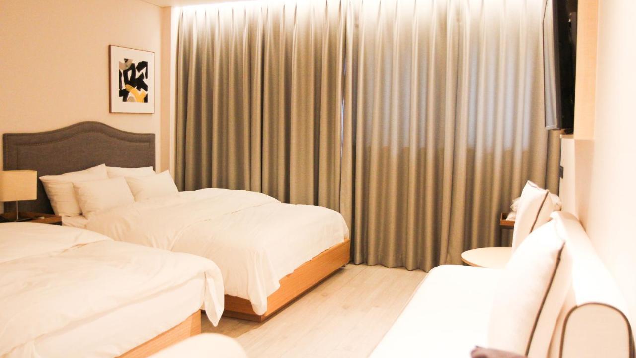 Londoner Hotel Gwangan Puszan Kültér fotó