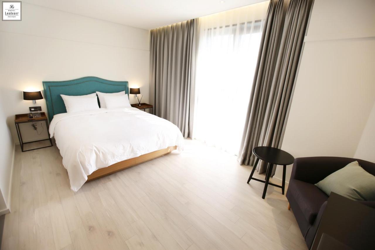 Londoner Hotel Gwangan Puszan Kültér fotó