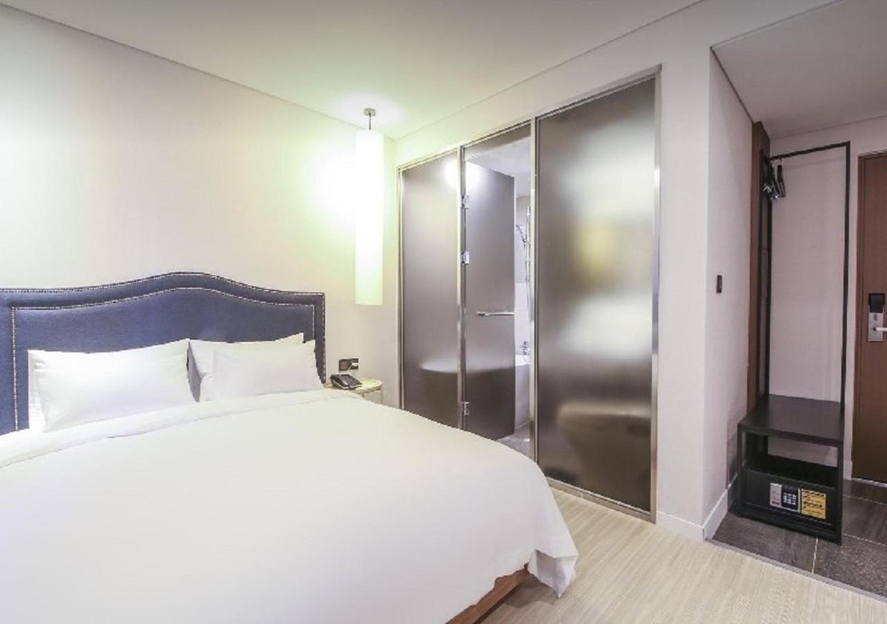 Londoner Hotel Gwangan Puszan Kültér fotó
