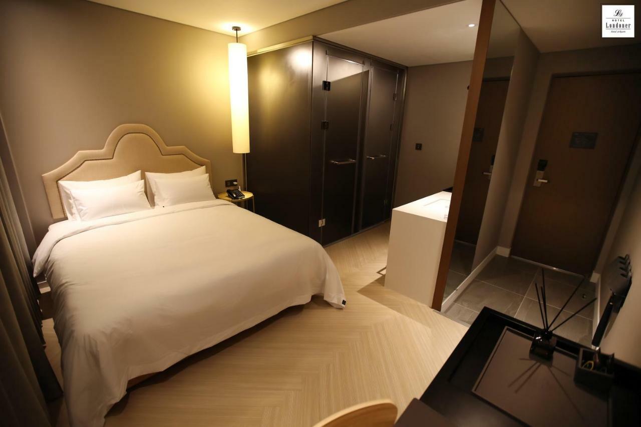 Londoner Hotel Gwangan Puszan Kültér fotó